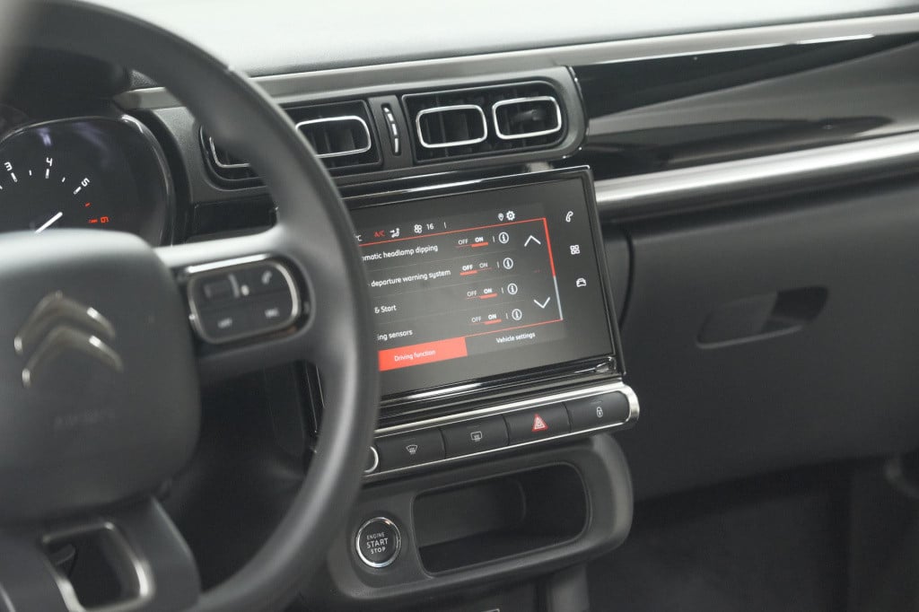 Citroen C3 puretech 110 eat6 max | apple carplay | parkeersensoren | climat