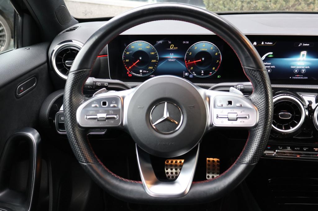 Mercedes-Benz A-Klasse 180 business solution amg i btw i automaat i camera 