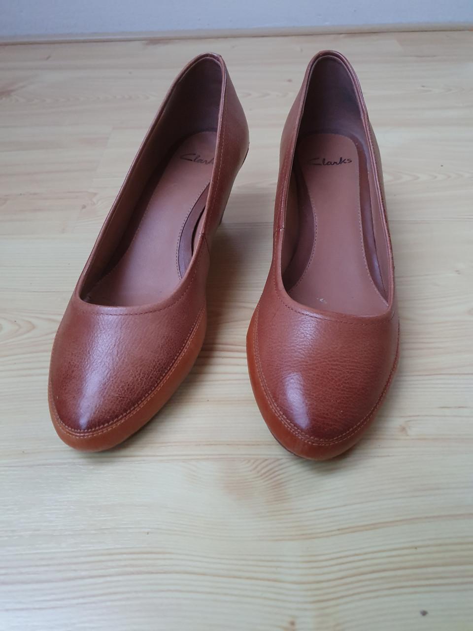 Pumps camel kleur