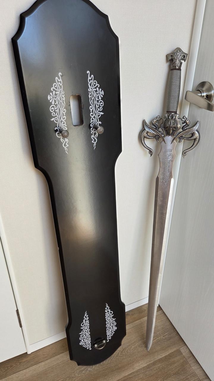 Decoratief Zwaard met Wandplaat - Blest