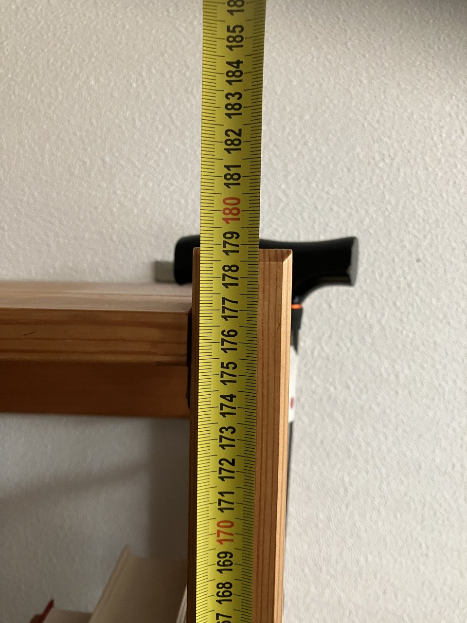 Houten opbergrek