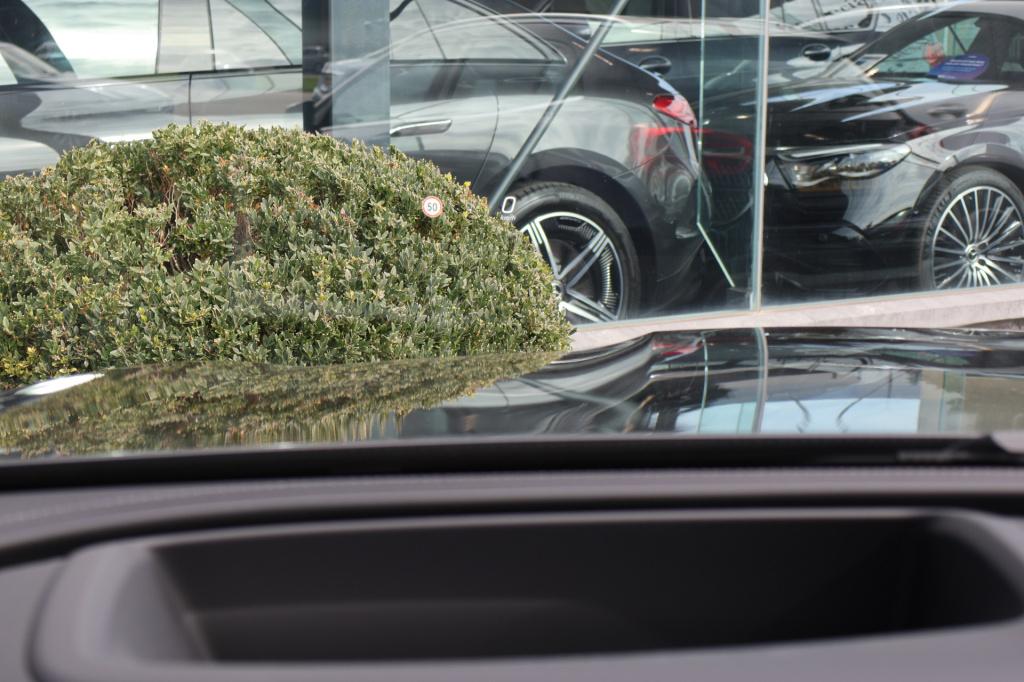 Mercedes-Benz Glc 300e 4matic amg line i nappa i digital light i panoramada