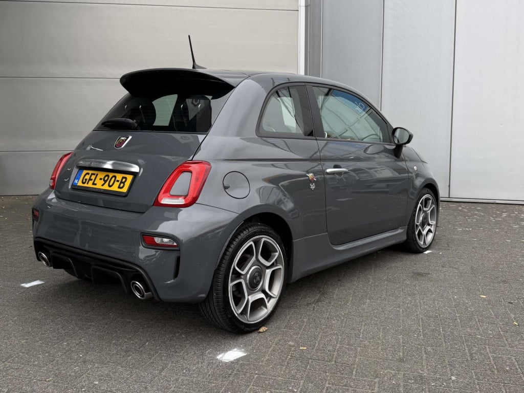 Fiat 500 1.4 t-jet abarth 595