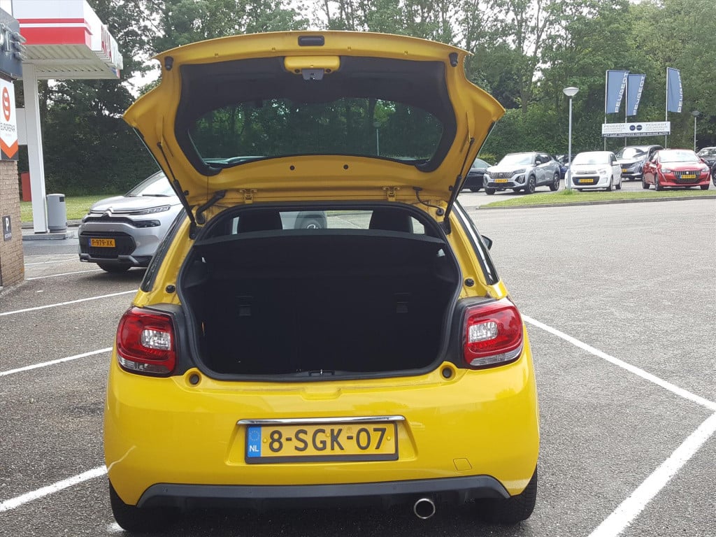 Citroen DS3 1.2 vti 82pk so chic