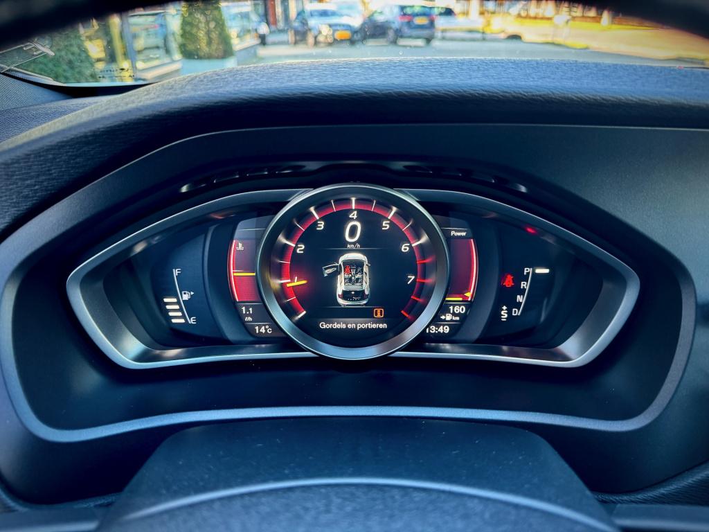 Volvo V40 1.5 t3 polar+ sport navi ecc cruise