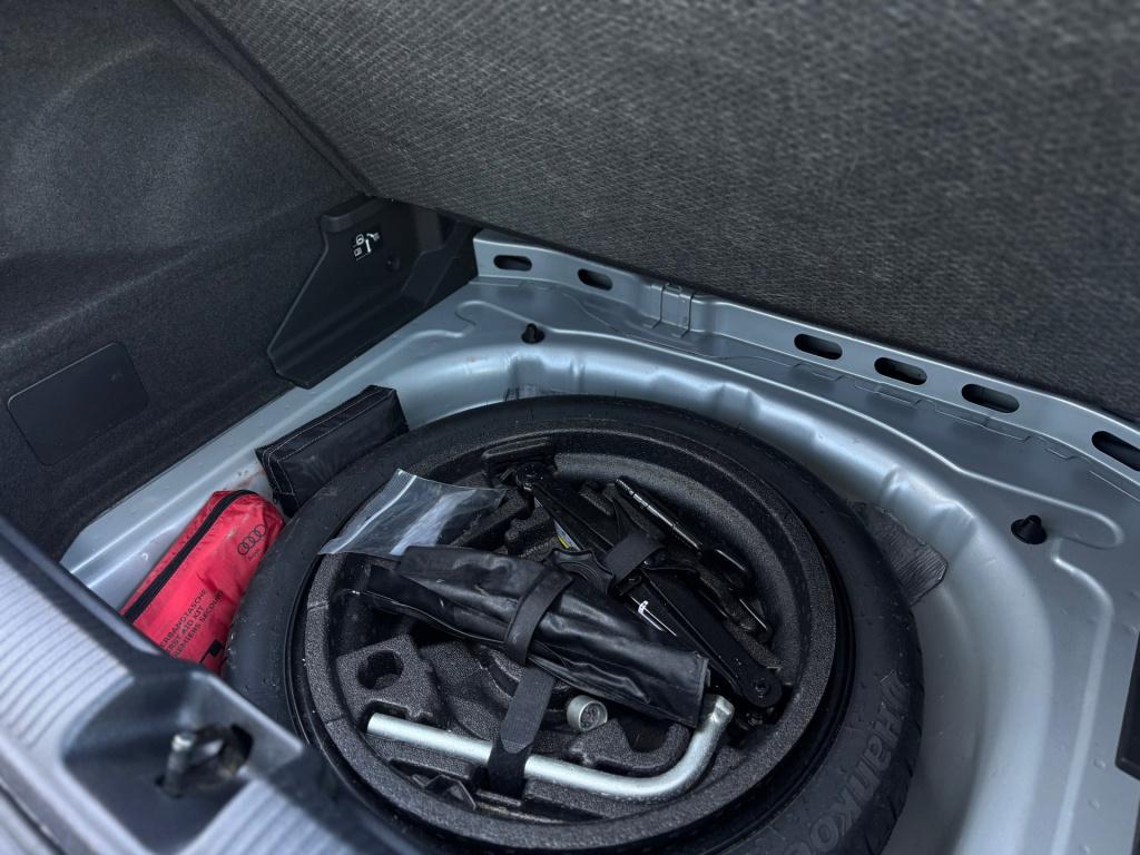 Audi Q2 35 tfsi cod s- edition * pano * leder * keyless * virtual cockpit