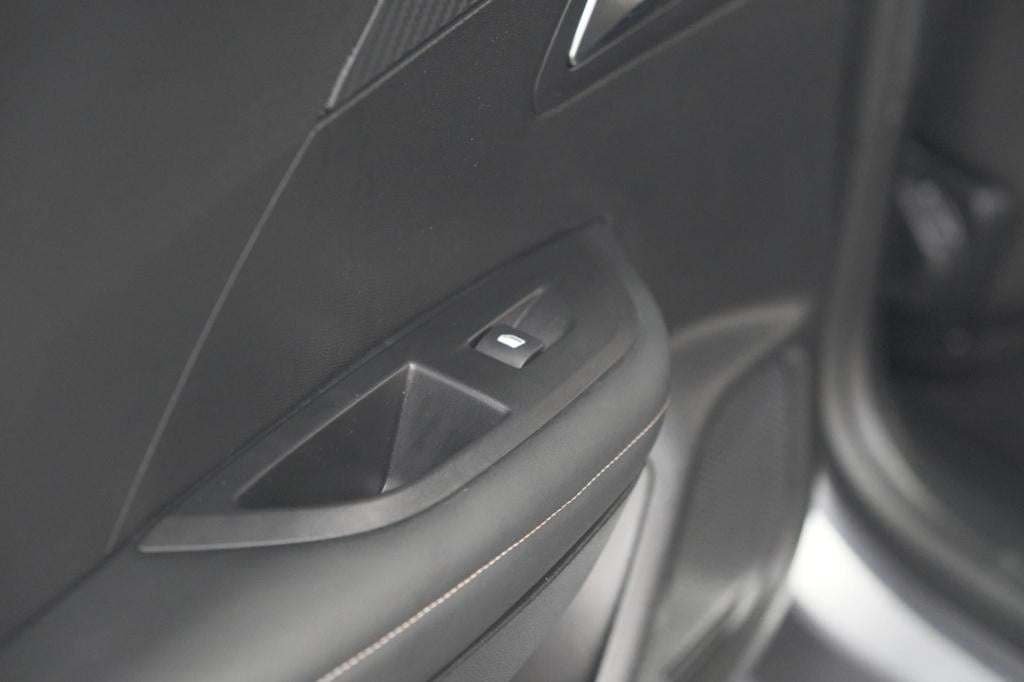 Peugeot 2008 hybrid 136 e-dcs6 allure | 360 camera | adaptieve cruise contr