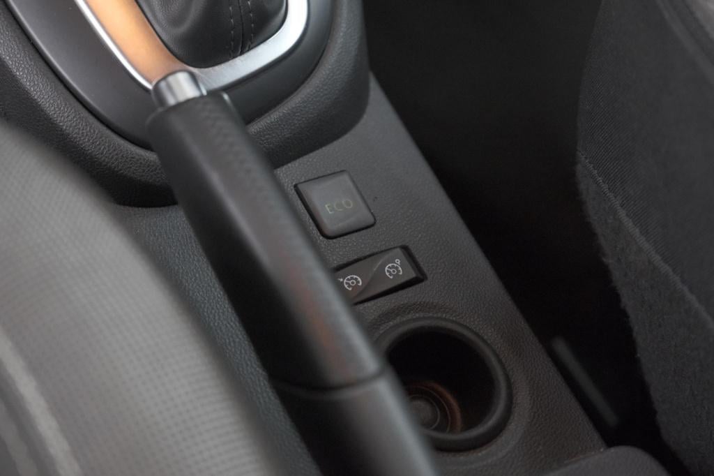 Renault Captur tce 120 intens | trekhaak | navigatie | camera | dodehoek de