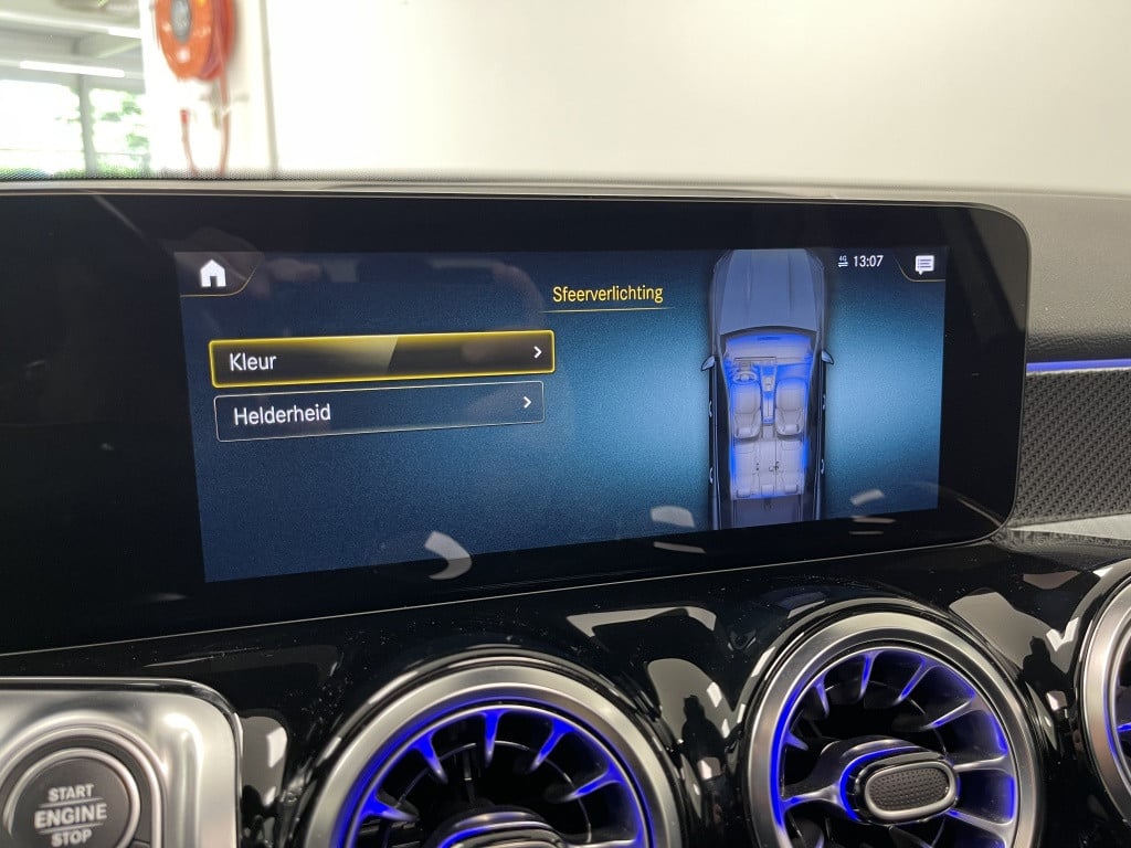 Mercedes-Benz Glb 200 amg line 7p. | 4x isofix | pano | burmester | 360 cam
