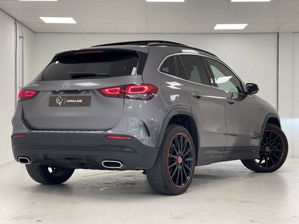 Mercedes-Benz Gla-klasse 250 e amg edition | pano | leer | trekhaak | sfeer