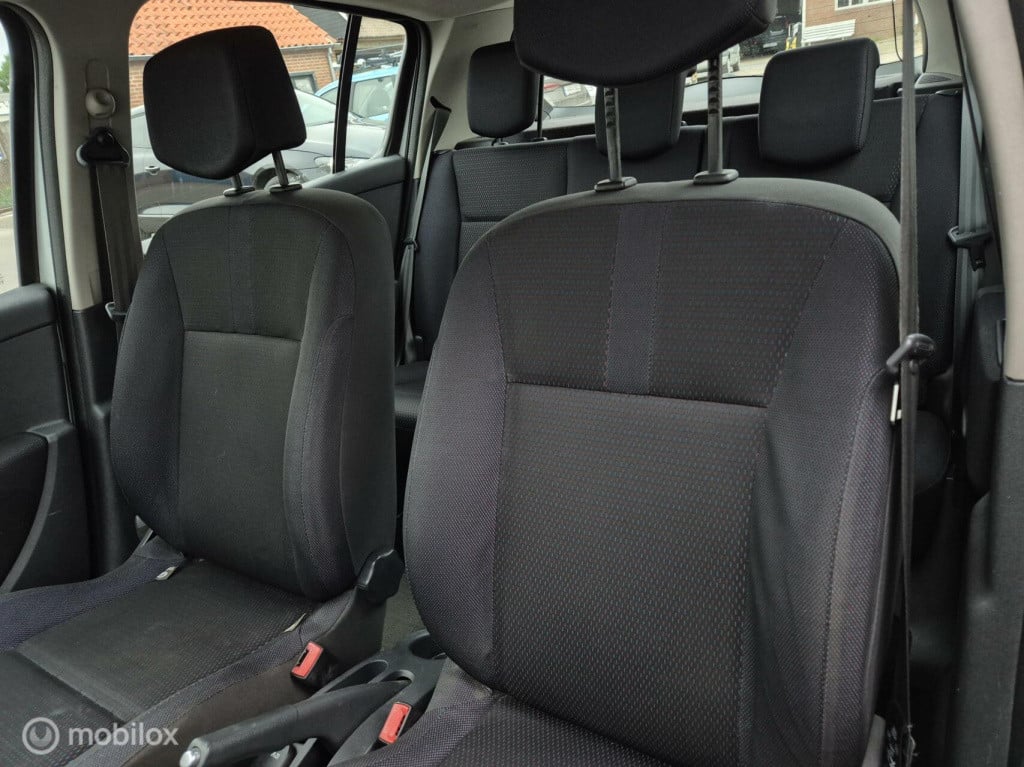 Renault Clio 1.6-16v dynamique / origineel nl / 5- deurs / airco / cruiseco