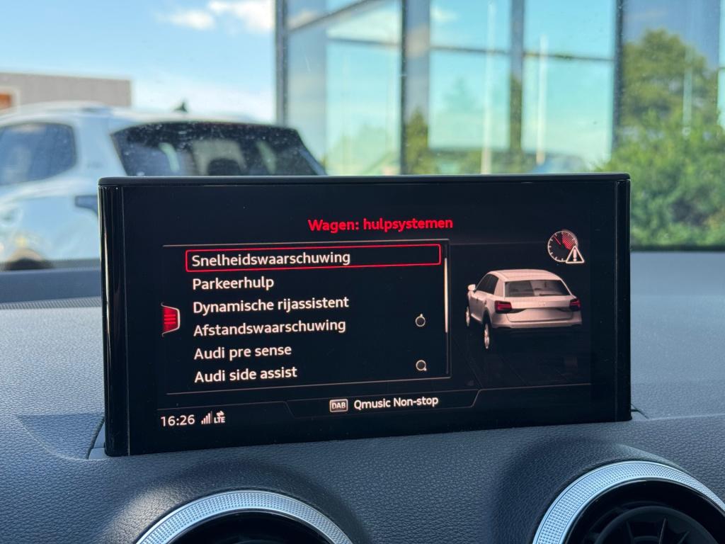 Audi Q2 35 tfsi s-line * keyless * virtual cockpit * stoelverwarming * carp