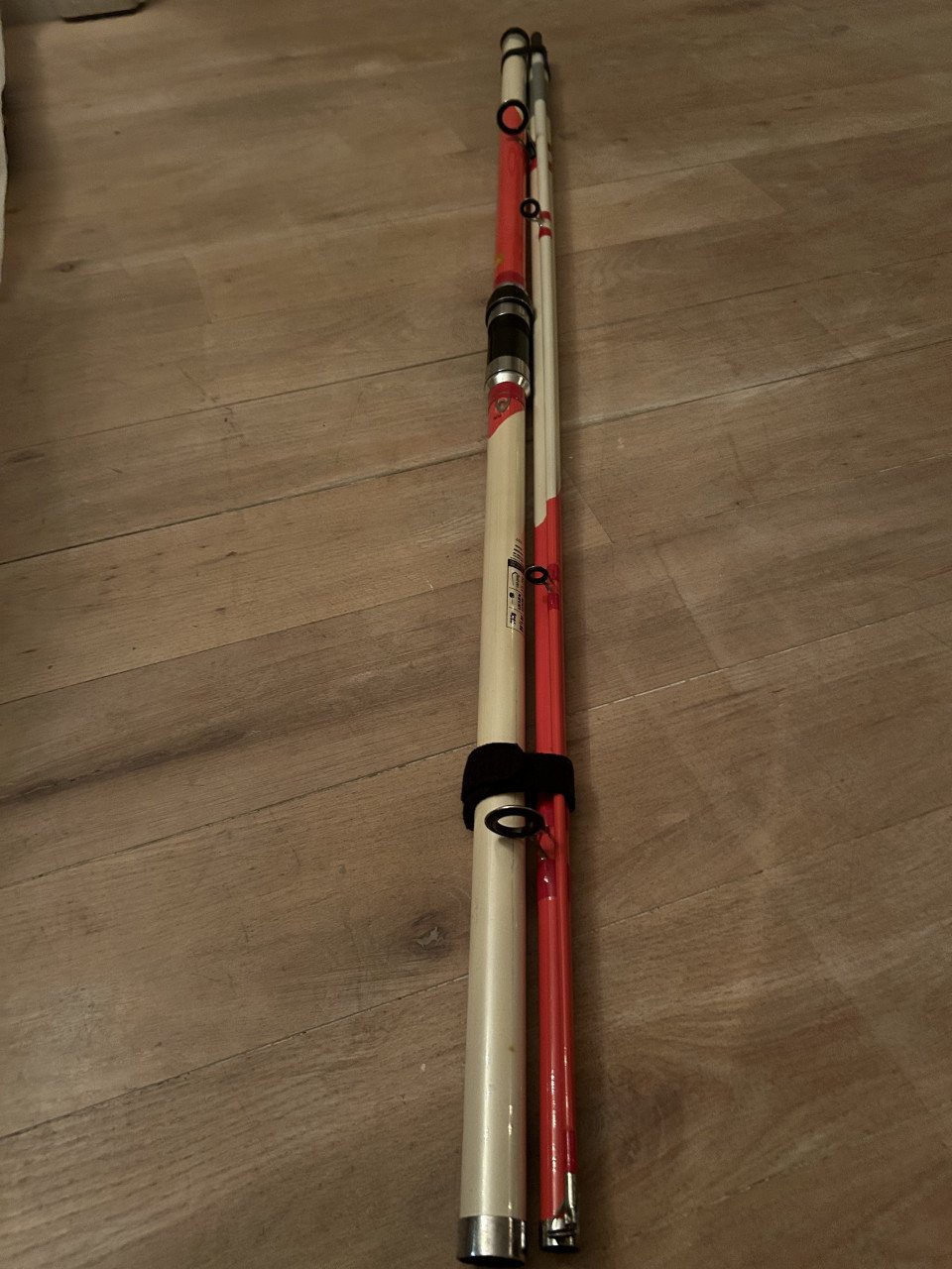 Te koop zeehengel lang 4.20 meter werpgewicht 100 tot200 gram
