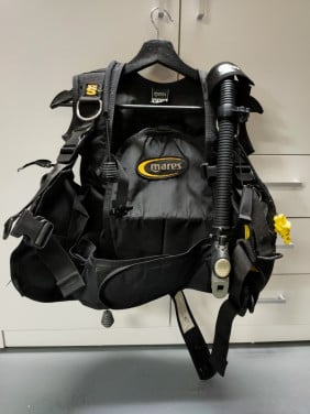 Mares trimvest/ stabjack