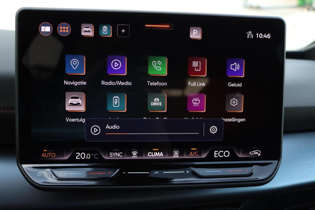 Cupra Born business 63 kwh 231pk | soh 98,8% |