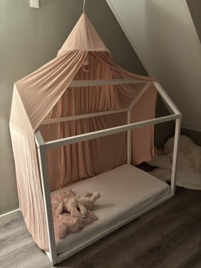 Vloerbed / bedhuisje