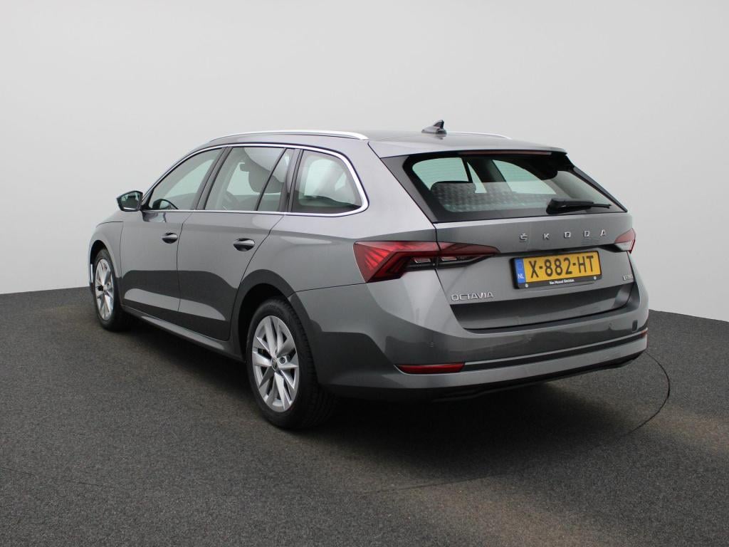 Skoda Octavia combi 1.5 e-tsi business edition plus | automaat | navigatie 