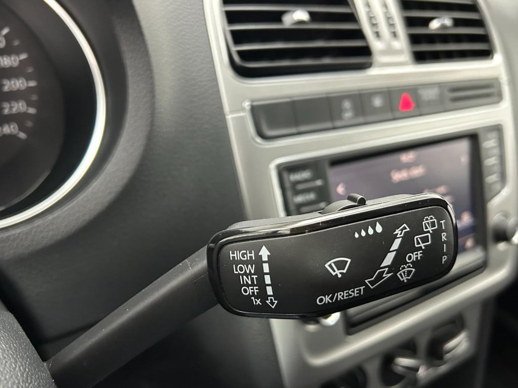 Volkswagen Polo occasion 1.0 bluemotion edition | zwart | tweedehands volks