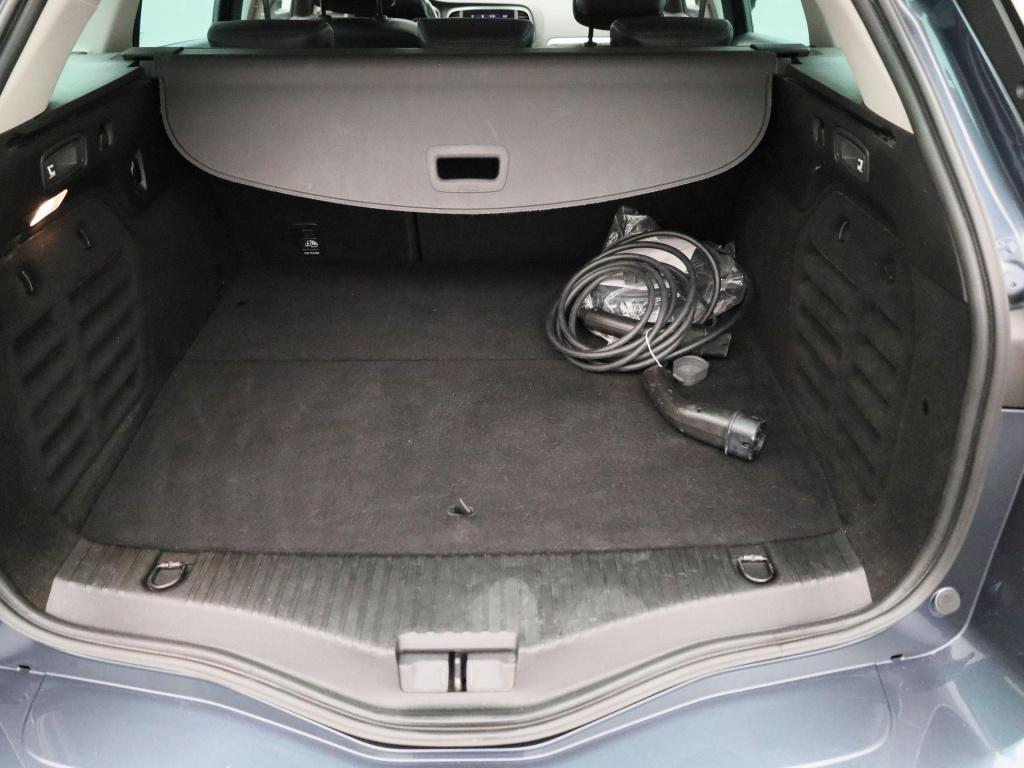 Renault Megane E-tech estate 1.6 plug-in hybrid 160 business edition one | 