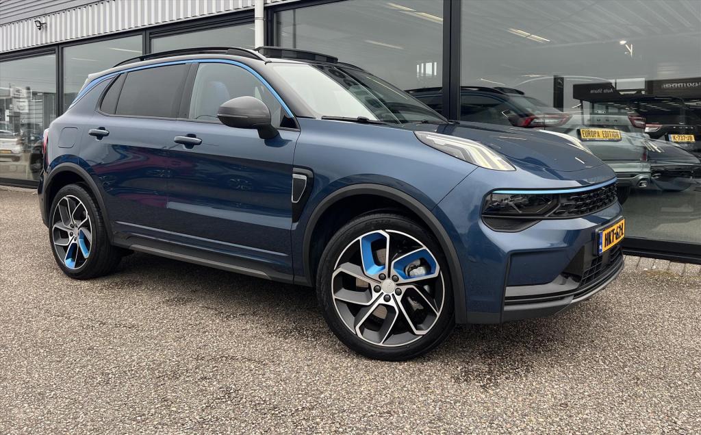 Lynk & Co 01 1.5 261pk phev 7dcth , panodak , adaptive cc ,stuur en stoelve