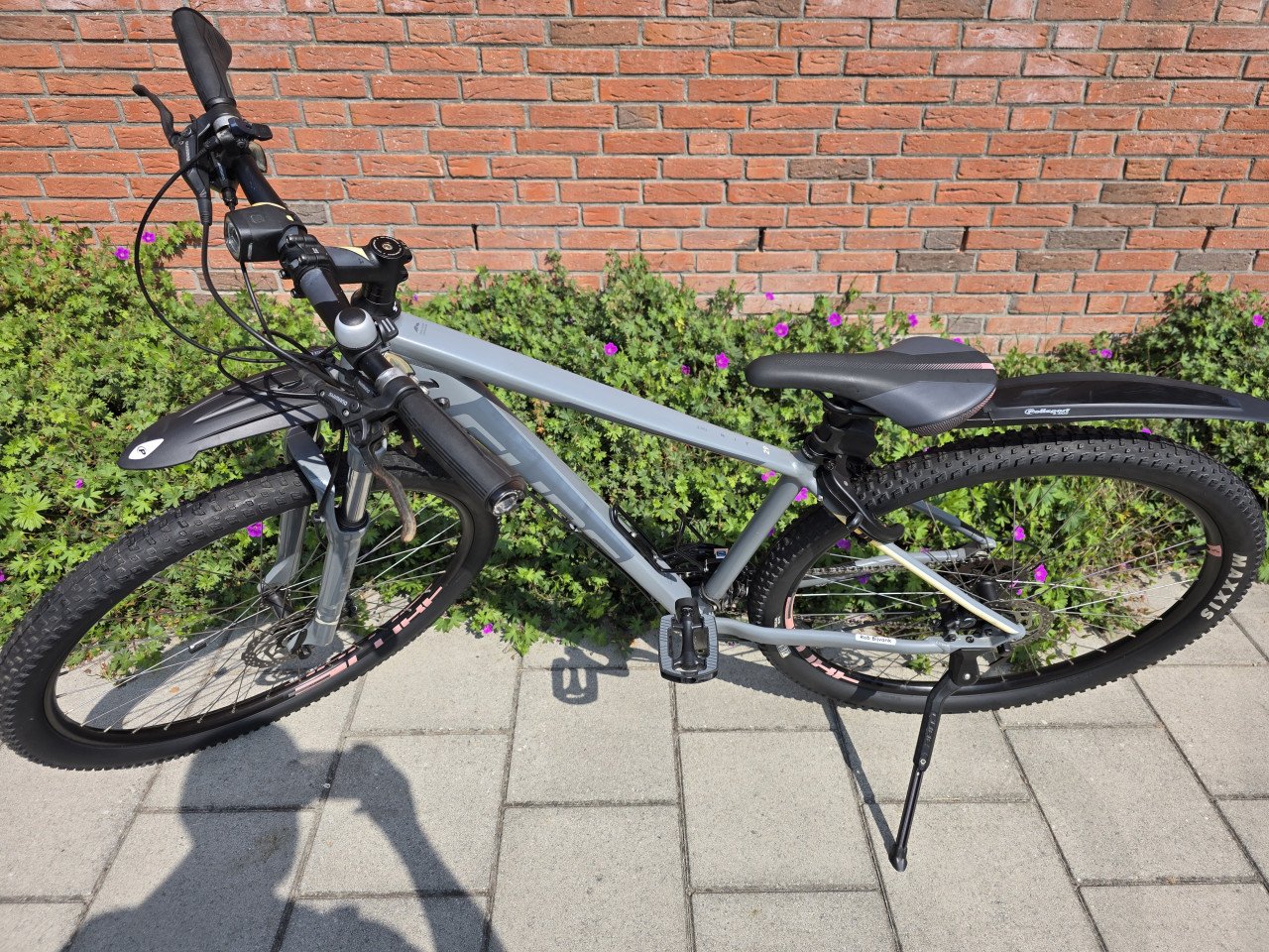 CUBE | AIM RACE | 29 INCH | FRAME 42 CM | NETTE STAAT!