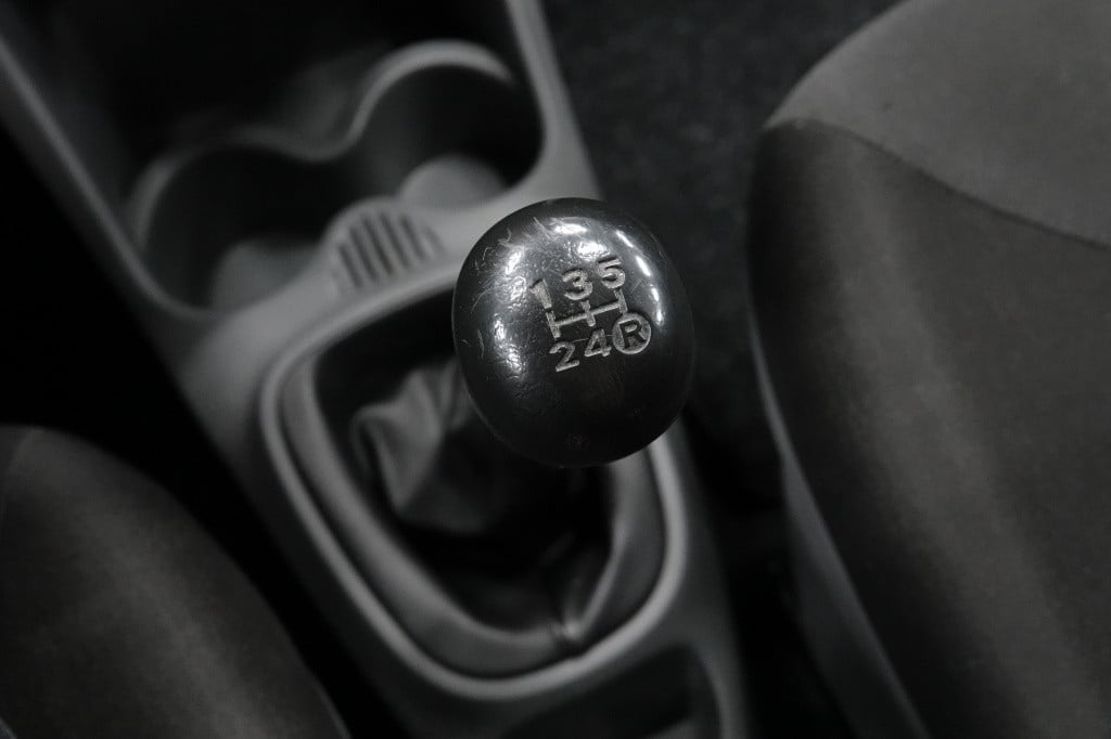 Toyota Aygo 1.0-12v | airco | bluetooth |