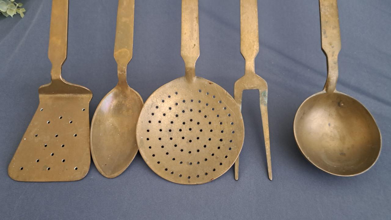 “Eye catcher” vintage lepelrek van koper/messing