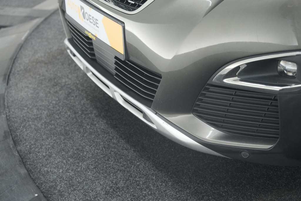 Peugeot 3008 puretech 130 eat6 allure | camera | navigatie | apple carplay 