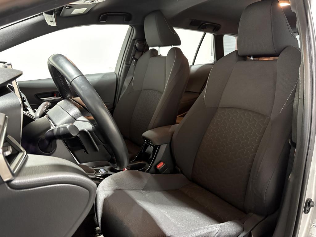 Toyota Corolla Touring Sports 2.0 hybrid first ed.