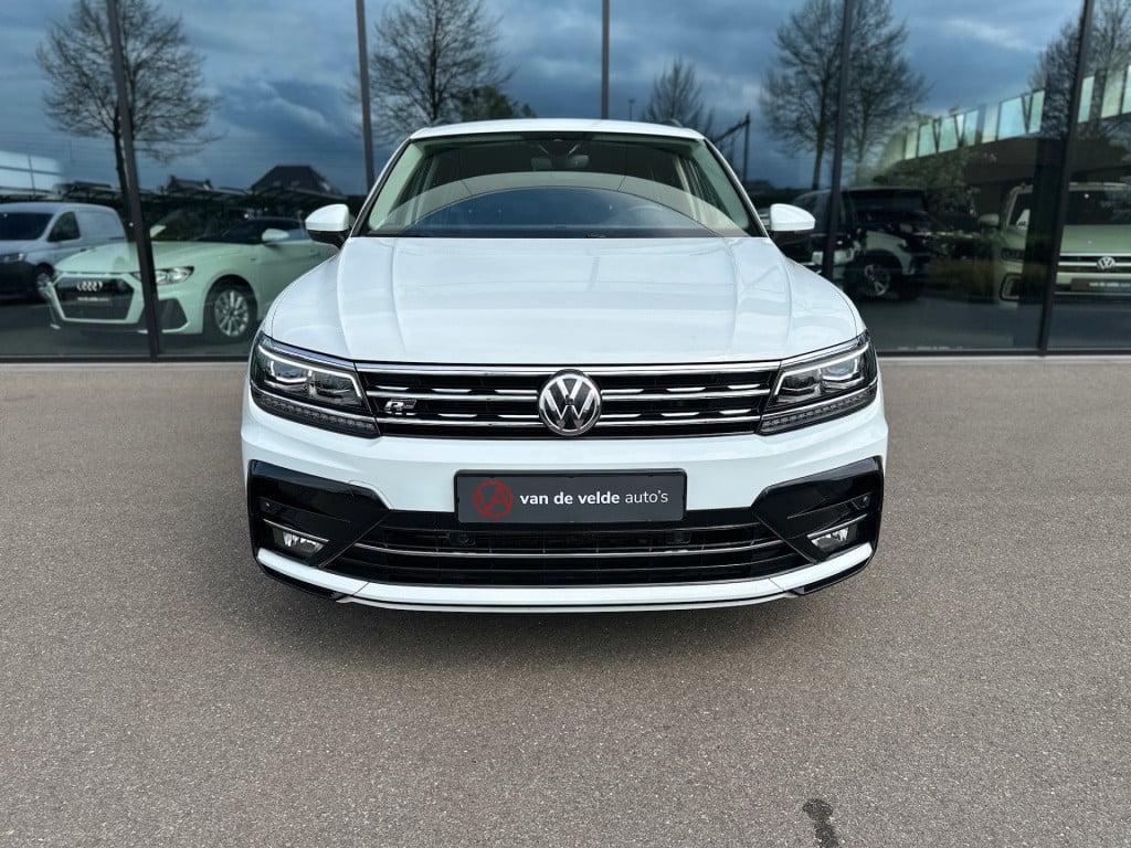 Volkswagen Tiguan 1.5 tsi act 150pk r-line | virtual cockpit | camera | erg