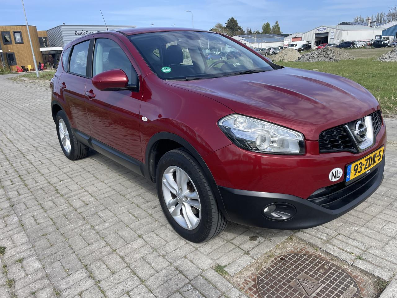 Nissan qashqai 2.0 acenta suv 107000km