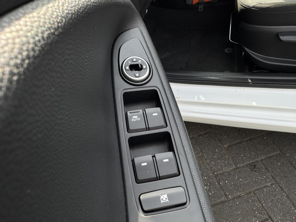 Hyundai I 20 1.2 hp i-motion | airco | cruise control | radio-cd/mp3 speler