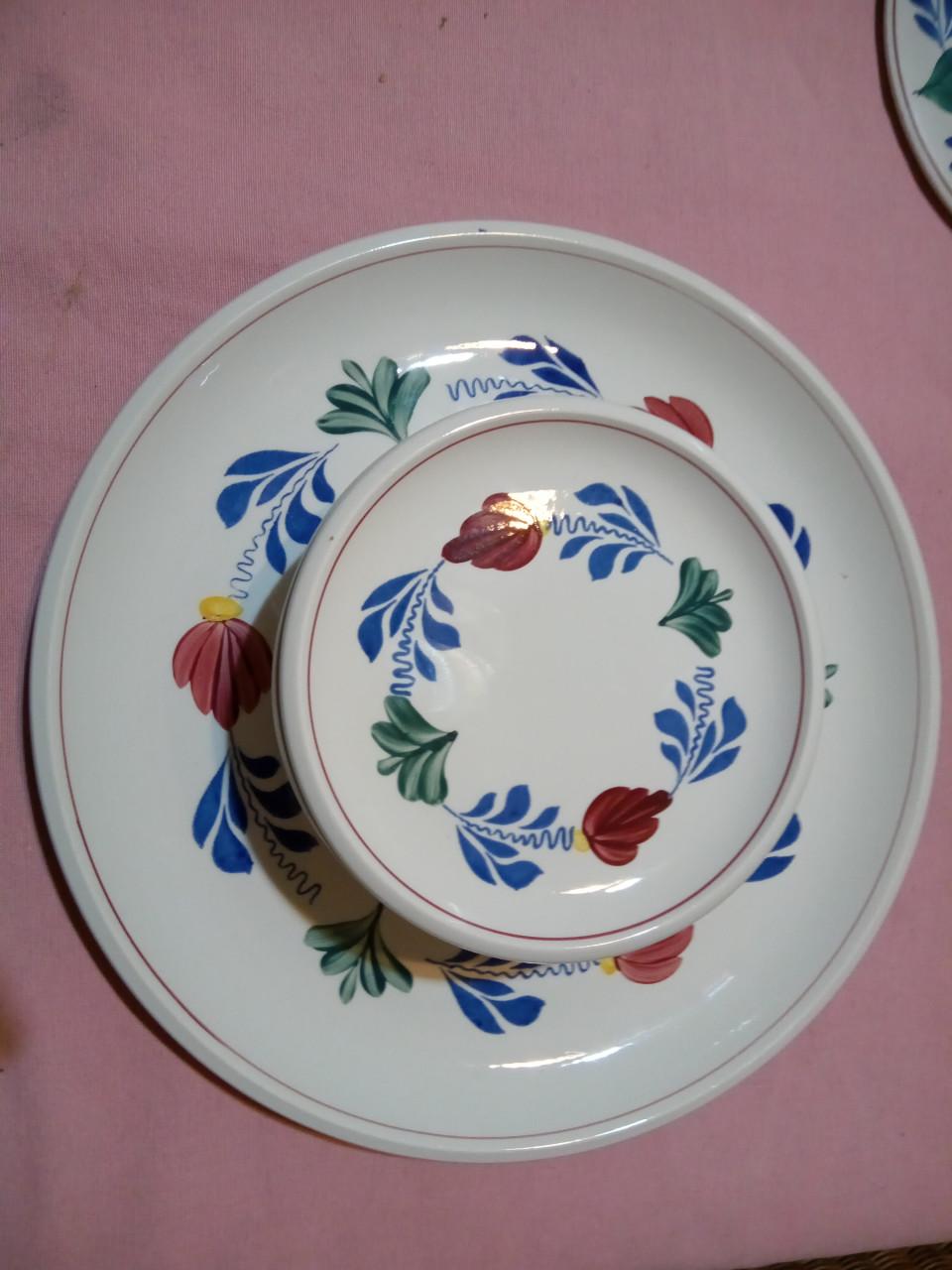 Veel oud Boerenbont. Villeroy en boch