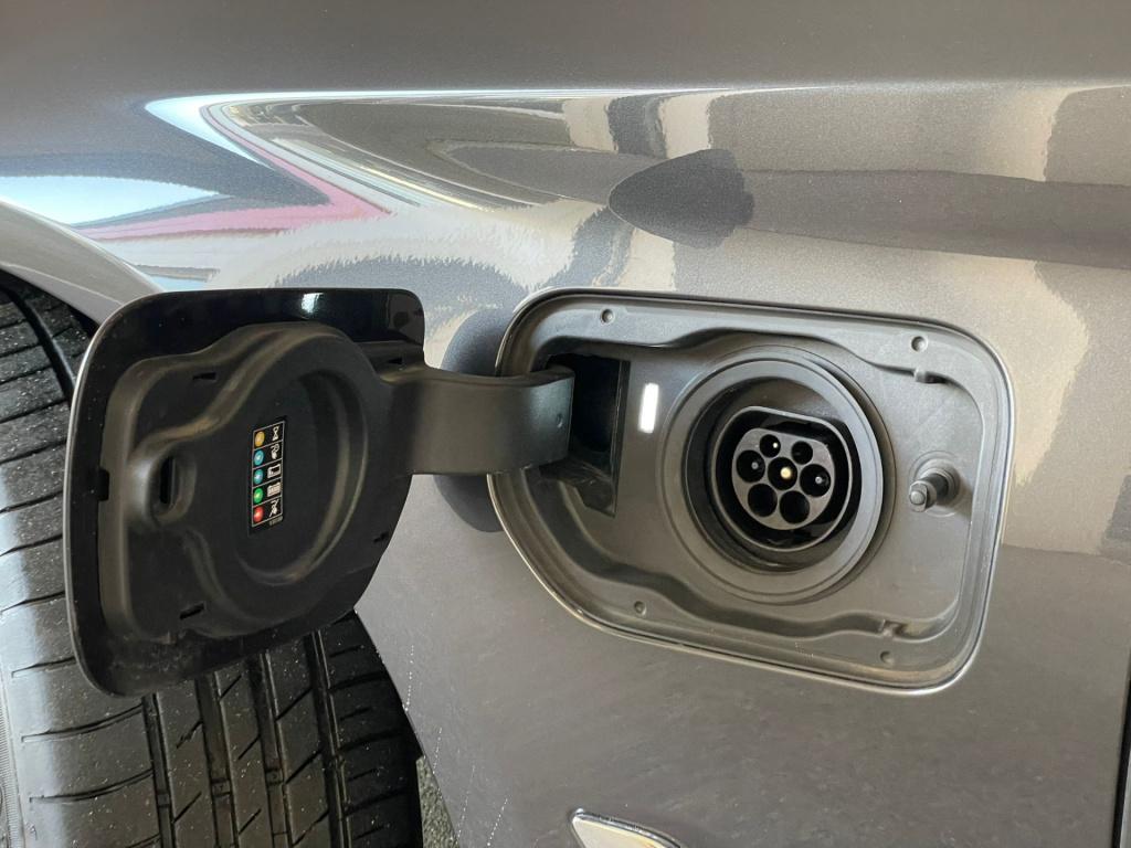 BMW 5 Serie 530e iperformance high executive