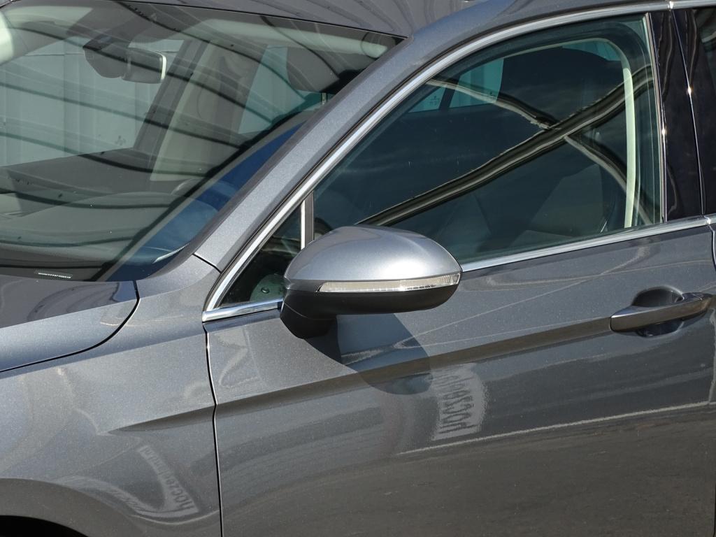 Volkswagen Passat variant 2.0 tsi highline 211pk automaat | el. trekhaak | 