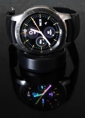 Samsung Galaxy watch 46 mm, R-800 met veel functies +oplader