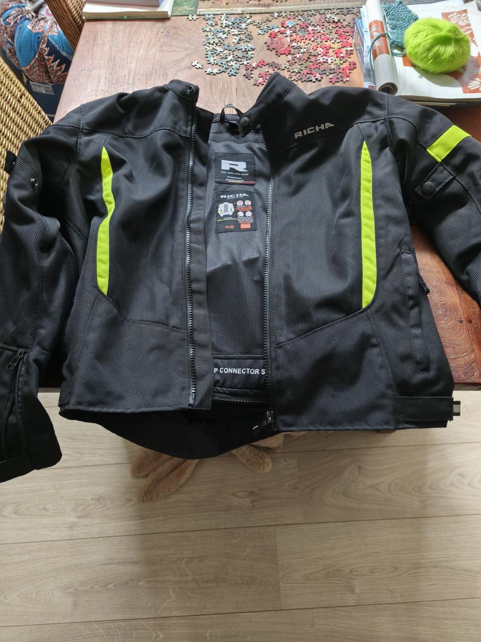 Te koop RICHA zomer doorwaai motorjack.