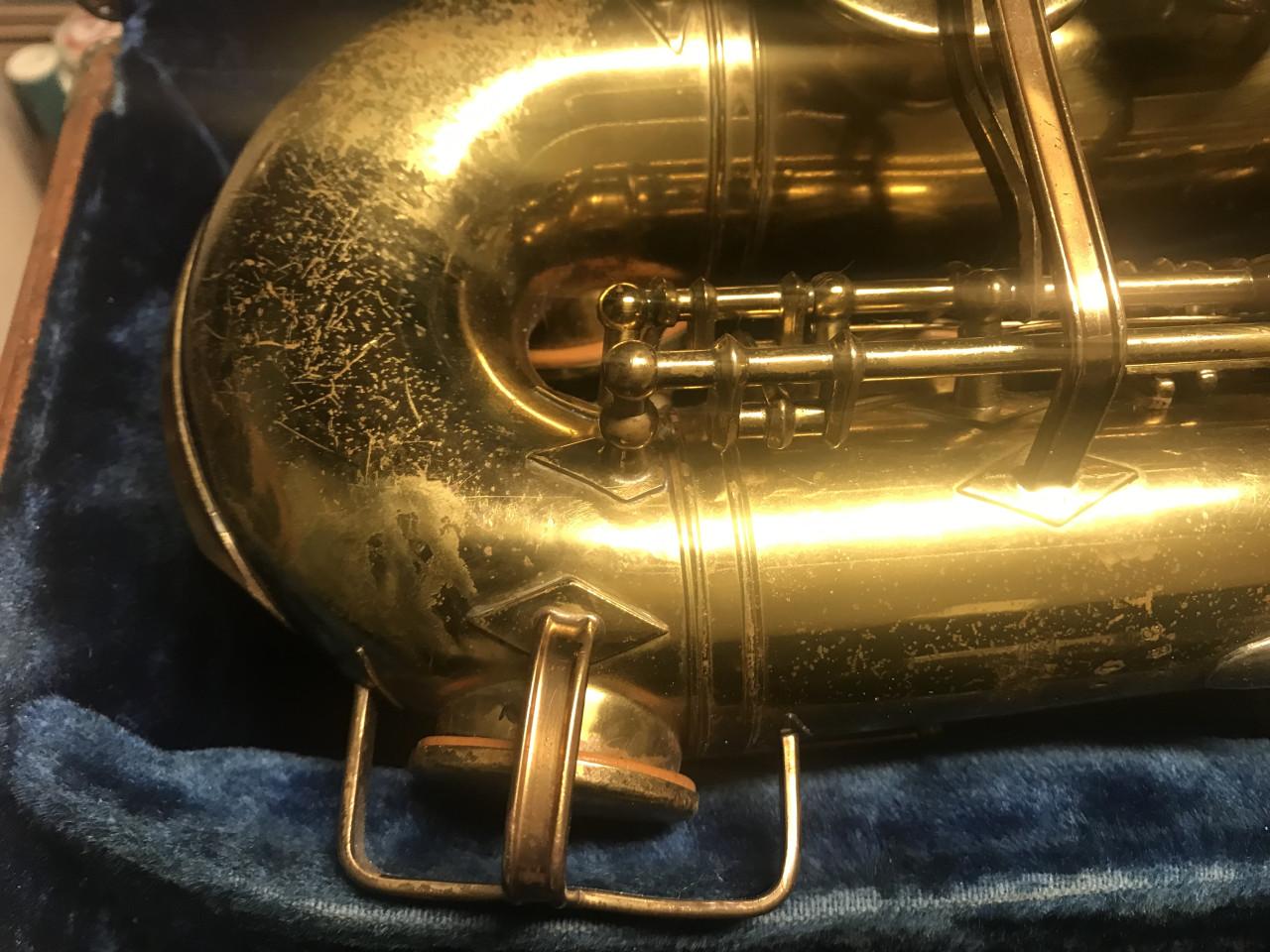 BUESCHER ARISTOCRAT altsaxofoon