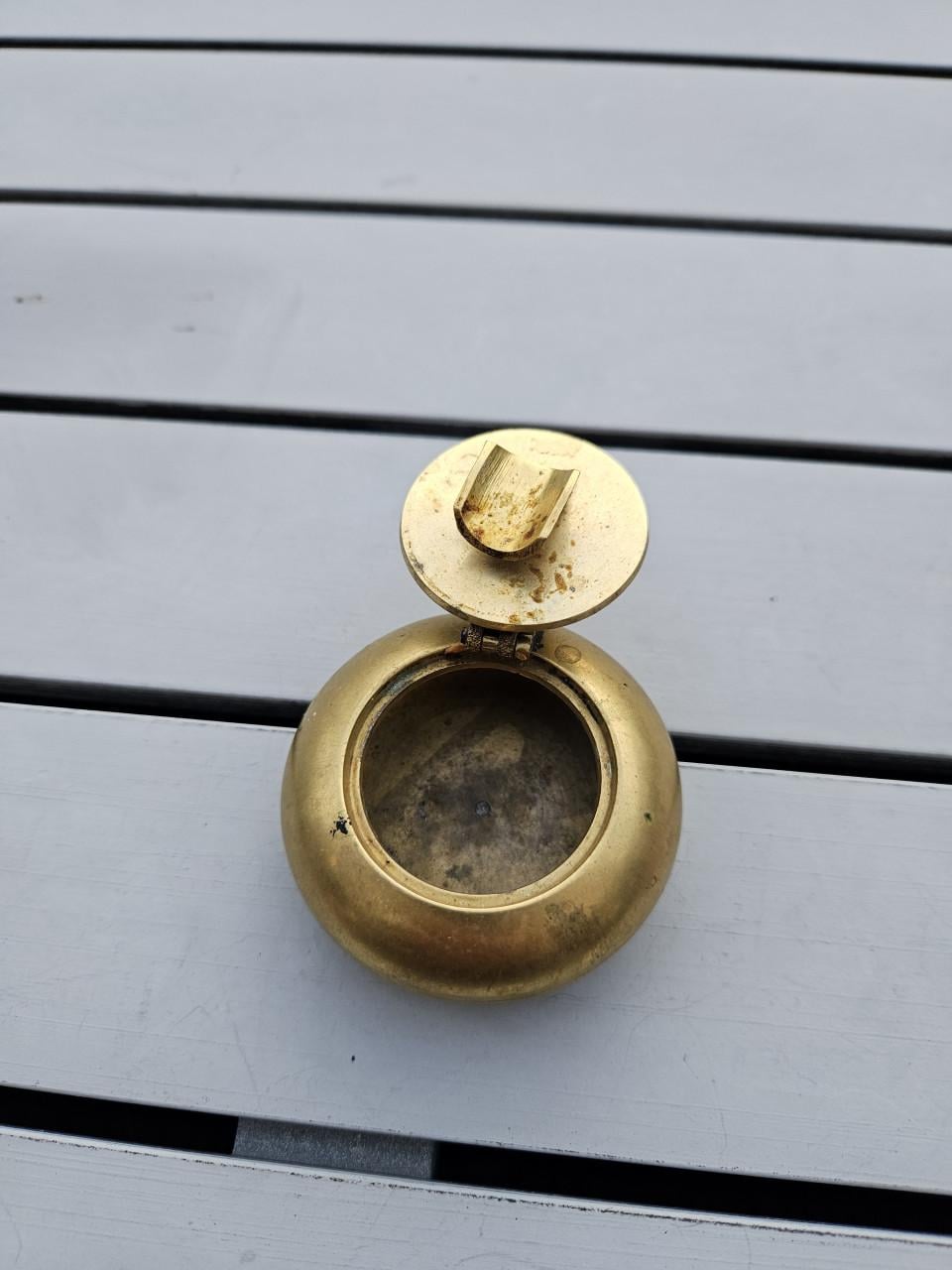 Vintage mooie messing zakasbak met deksel