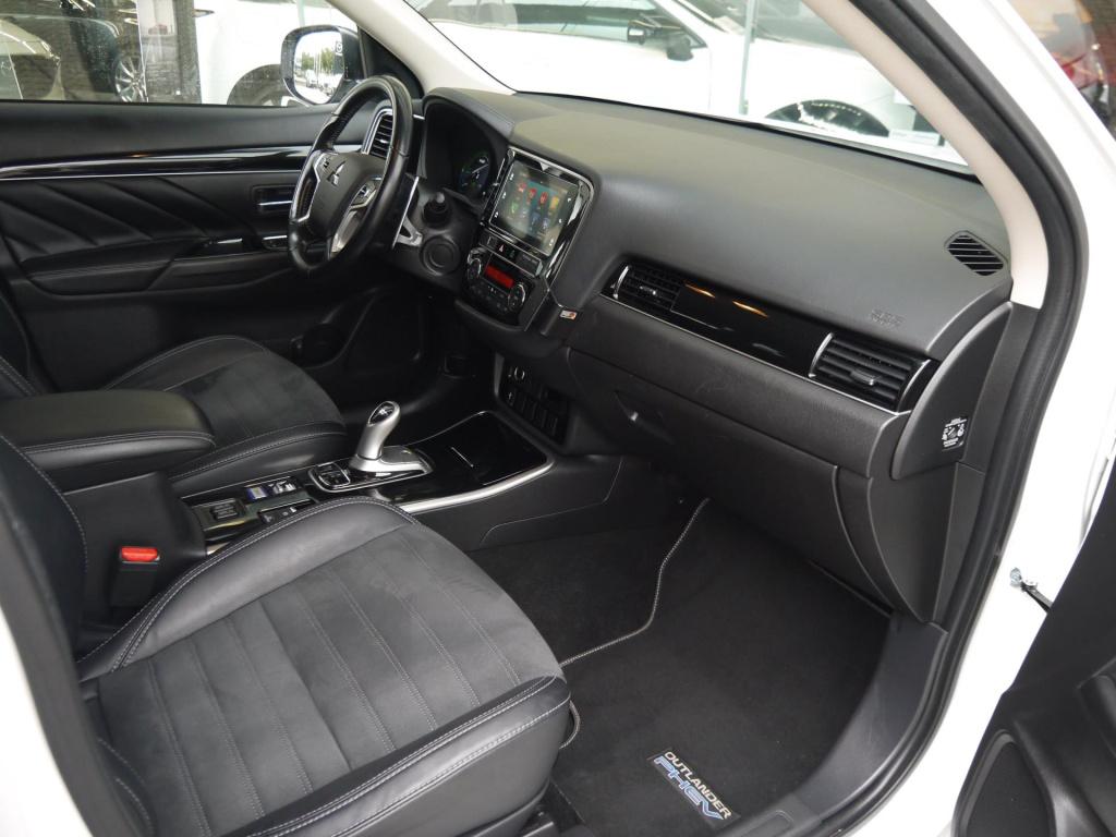 Mitsubishi Outlander 2.4 phev 224 pk intense|rijklaar