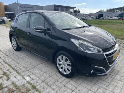 Peugeot 208 1.2 pure tech blue lion 90000 km