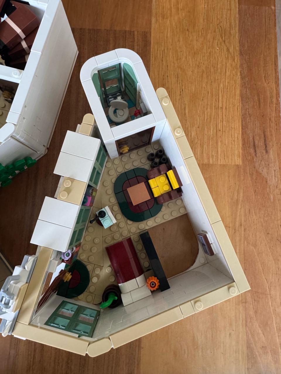 Lego shopping street