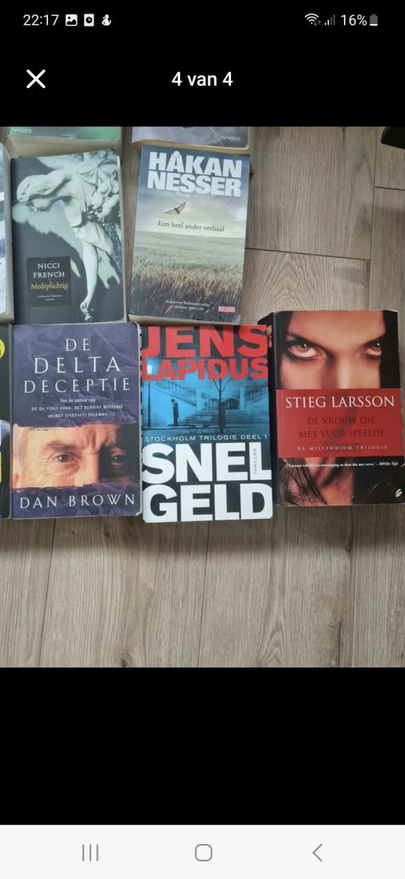 Boeken, thrillers, e.d