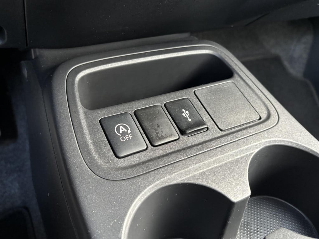Mitsubishi Space Star 1.2 connect+ | apple carplay/android auto | aircondit