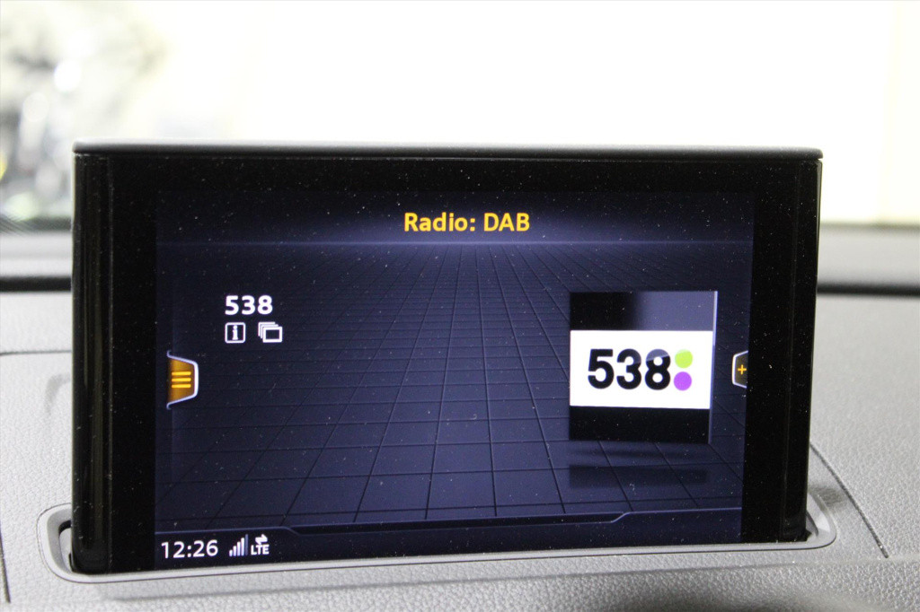 Audi A3 40 e-tron 204pk s tronic advance sport