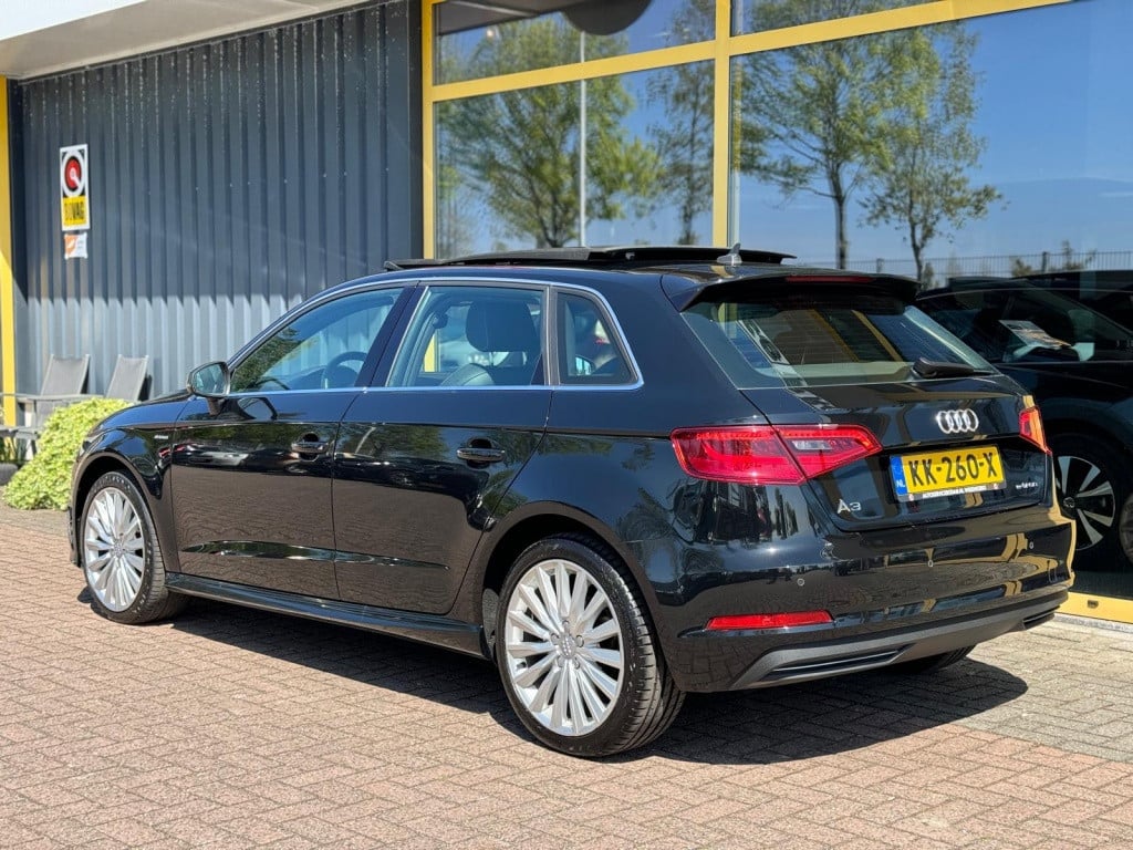 Audi A3 sportback 1.4 e-tron amb. pl+