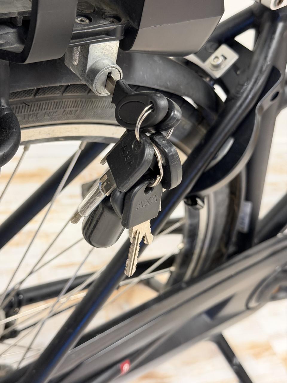 Batavus X-Posure E-bike fiets Transportfiets Accu 2 jaar oud