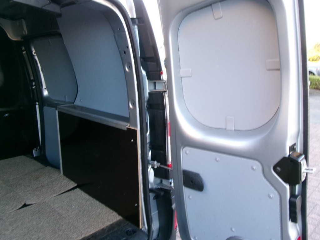 Nissan Nv250 1.5 dci 95 airci, cam., cr.contr., navi, tr.h