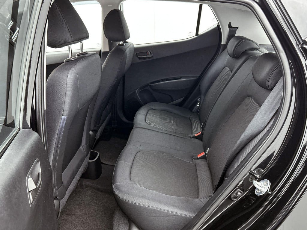 Hyundai I 10 1.0i comfort | lmv | apple carplay | bluetooth | navigatie | l