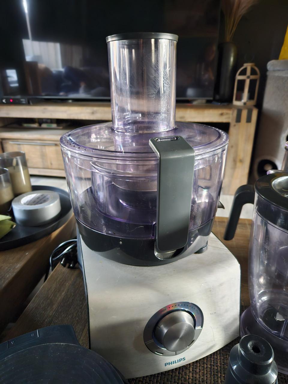 Zgan Philips Keukenmachine Aluminium Collection HR7775...